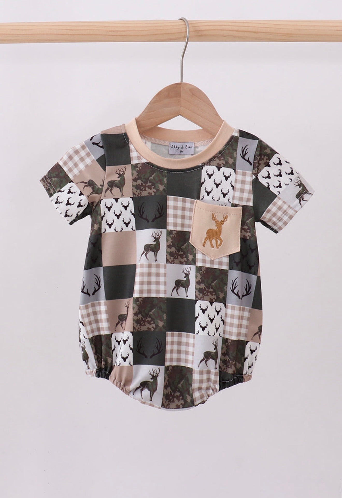 Green hunting deer embroidery checkered bubble