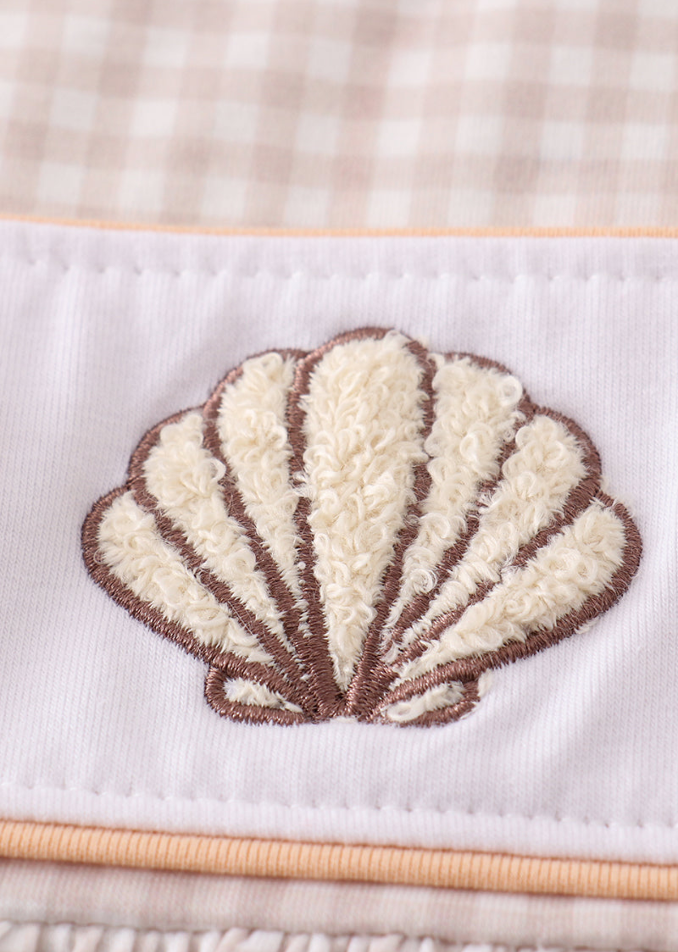 Khaki seashell embroidery ruffle shorts set