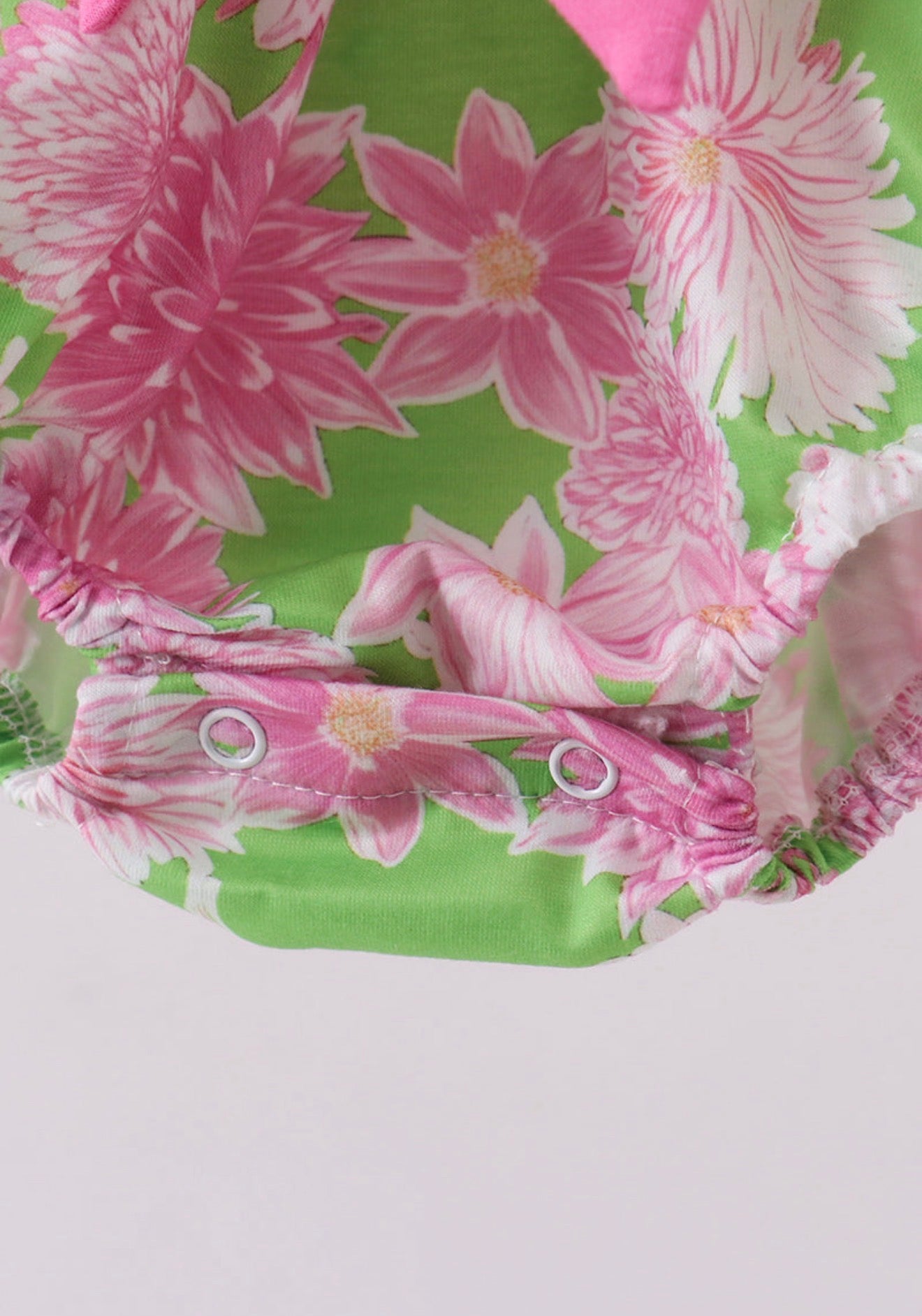 Pink floral ruffle bubble