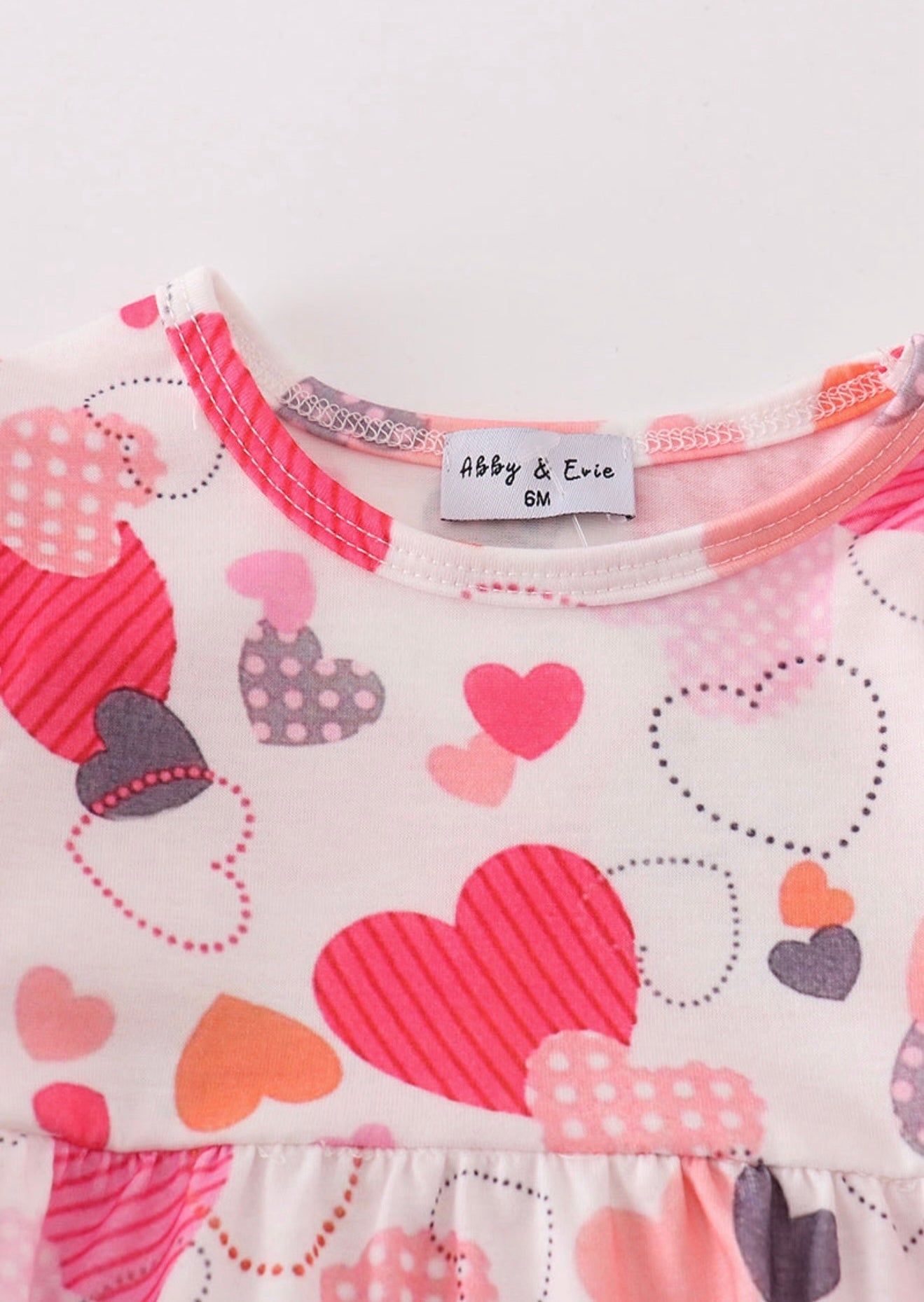 Pink Valentine heart ruffle bubble