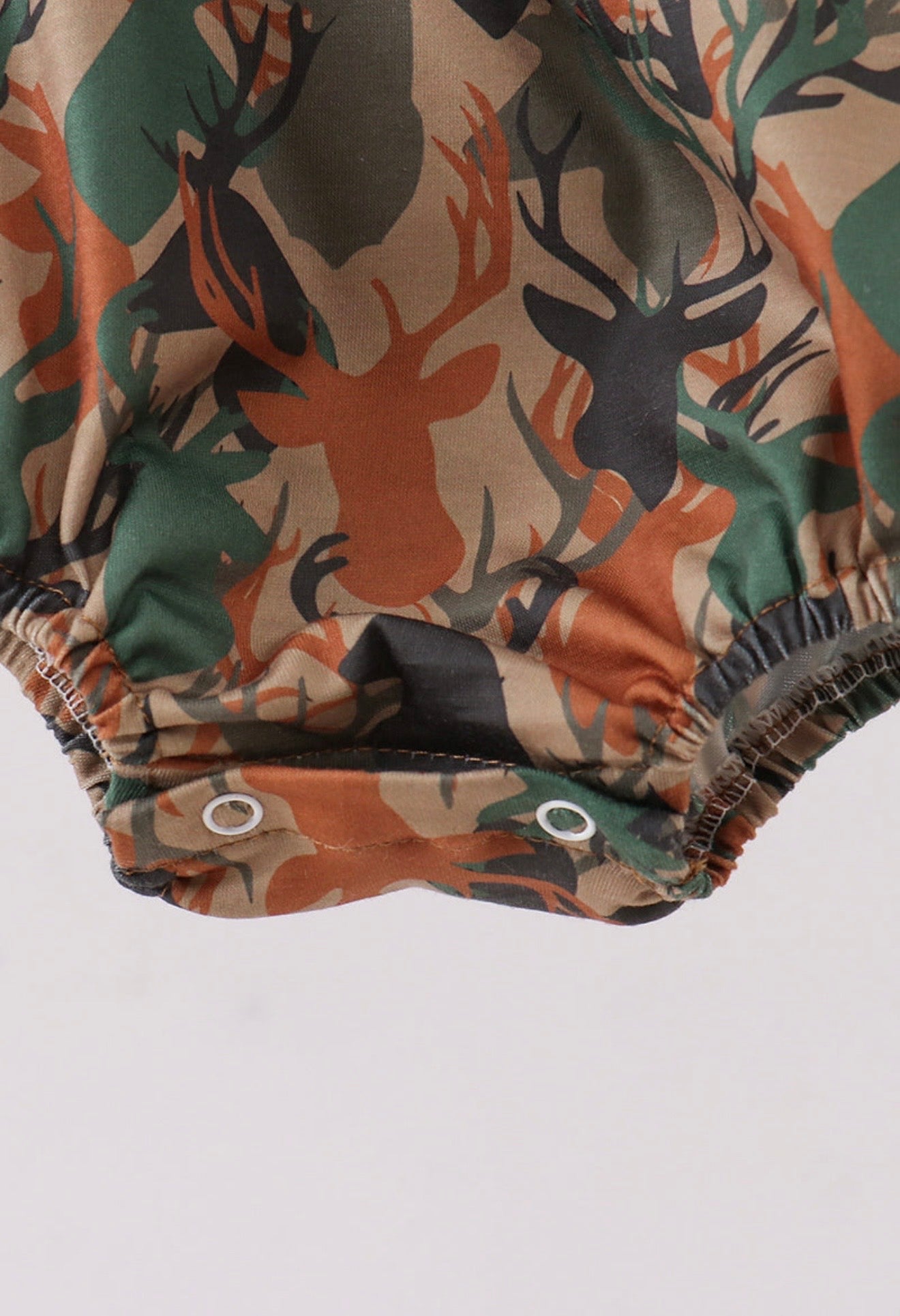 Camouflage deer antler embroidery bubble