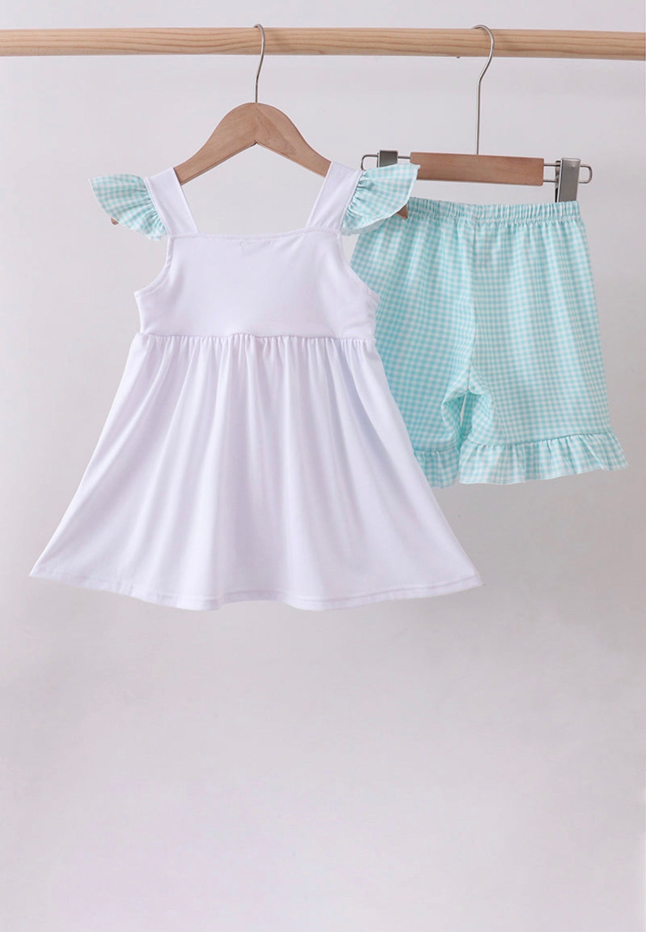 Blue seashell embroidery ruffle shorts set
