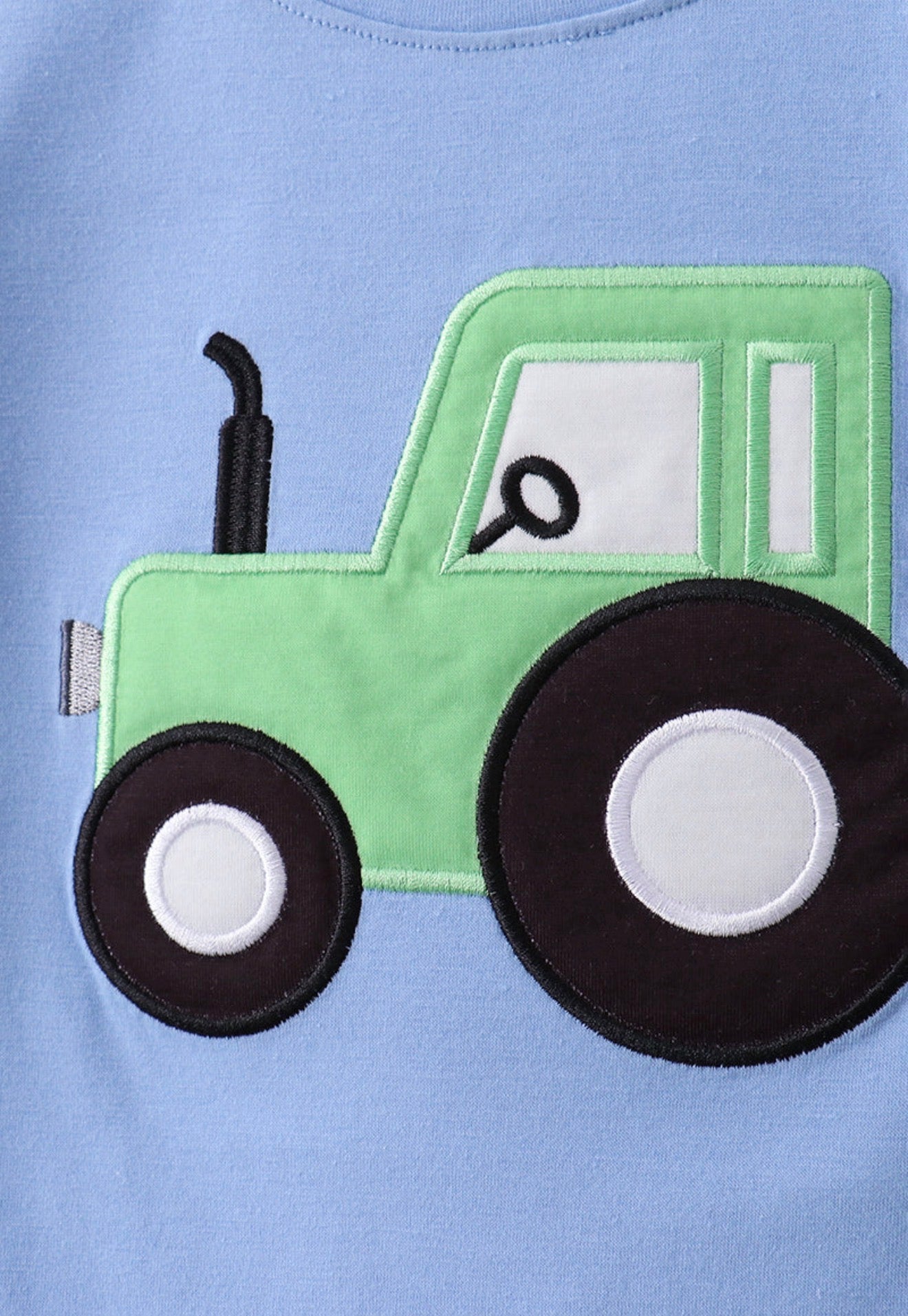 Blue tractor appliqué seersucker set