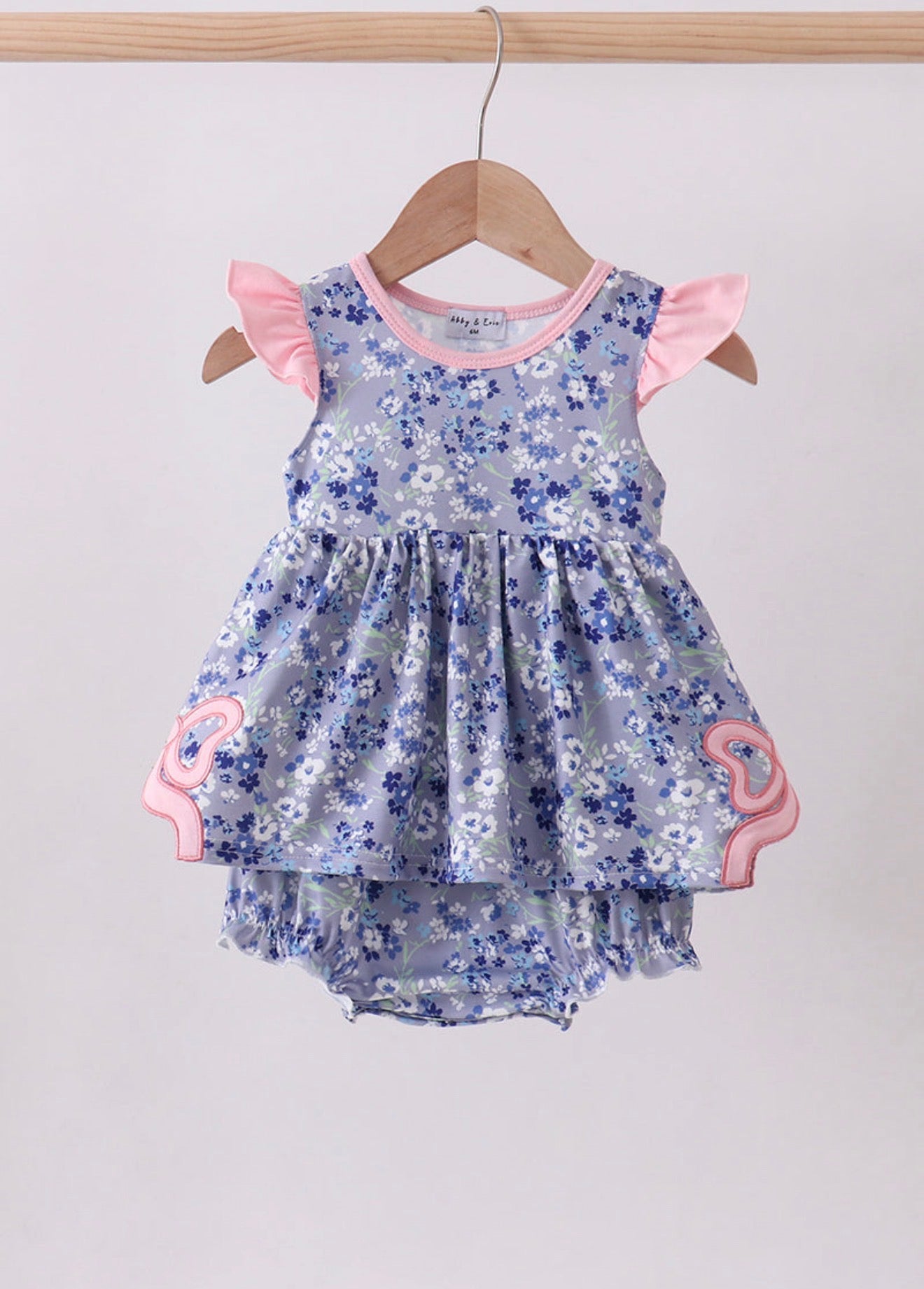 Blue floral bow ruffle bubble