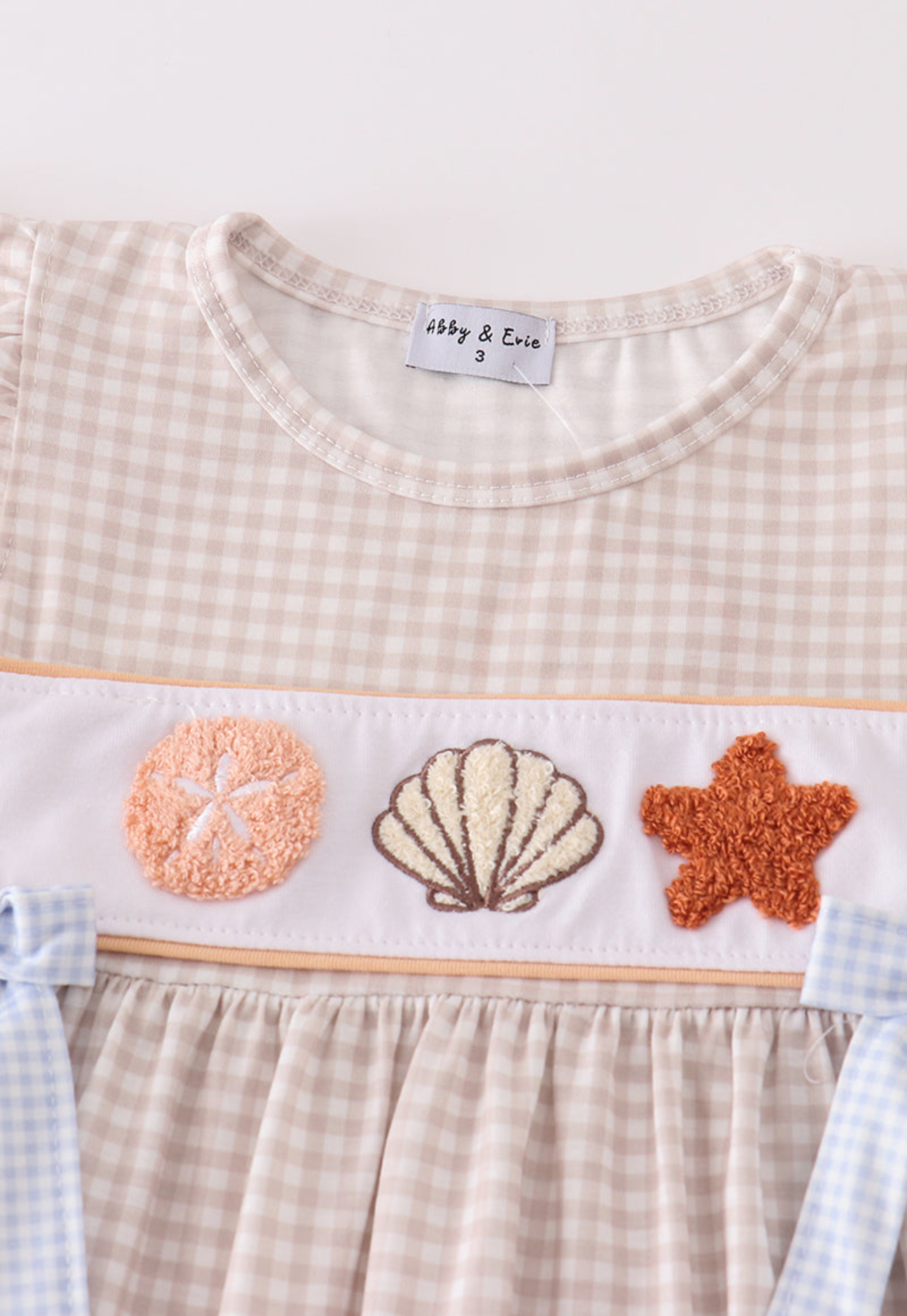 Khaki seashell embroidery ruffle shorts set