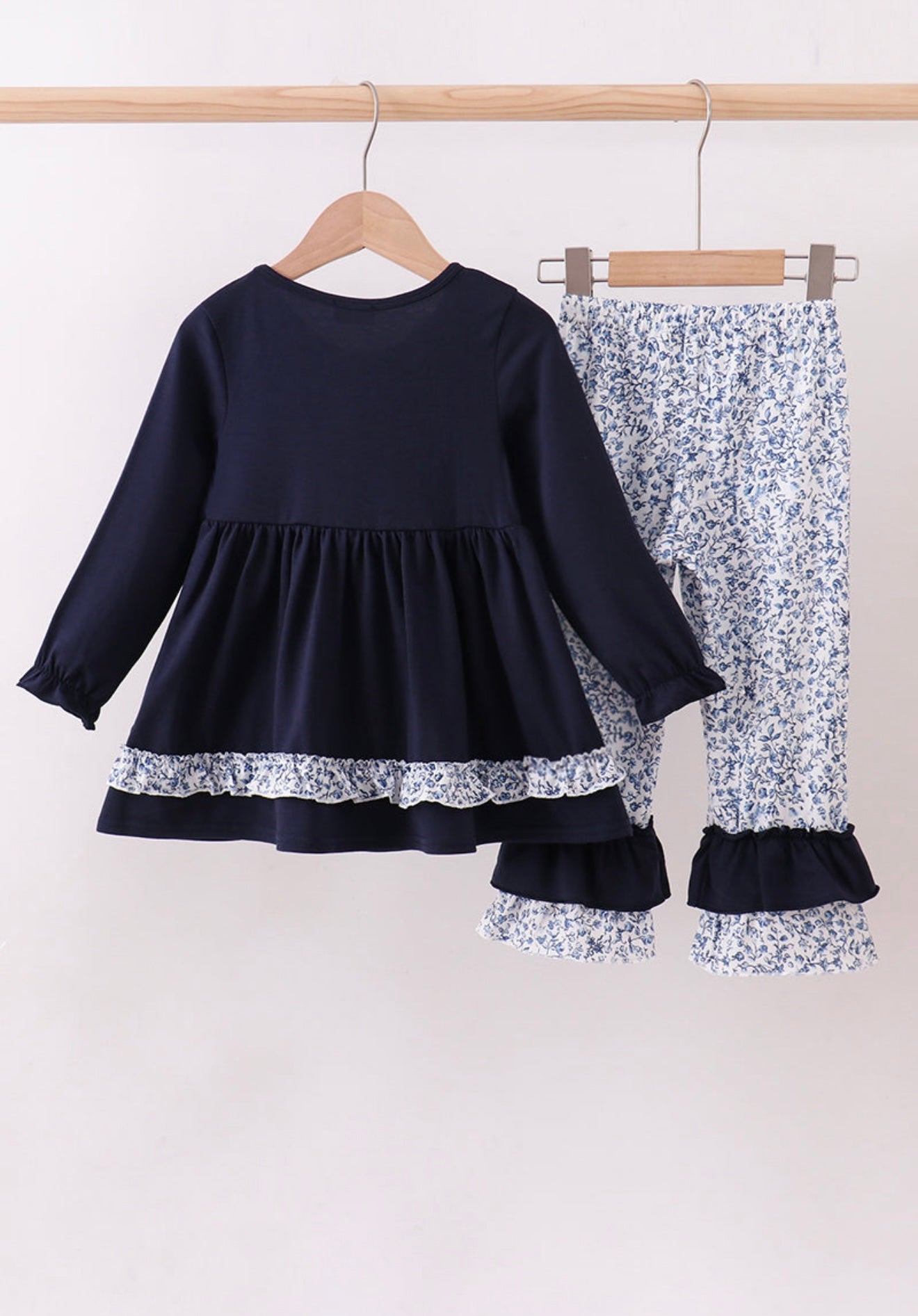 Navy heart floral appliqué set