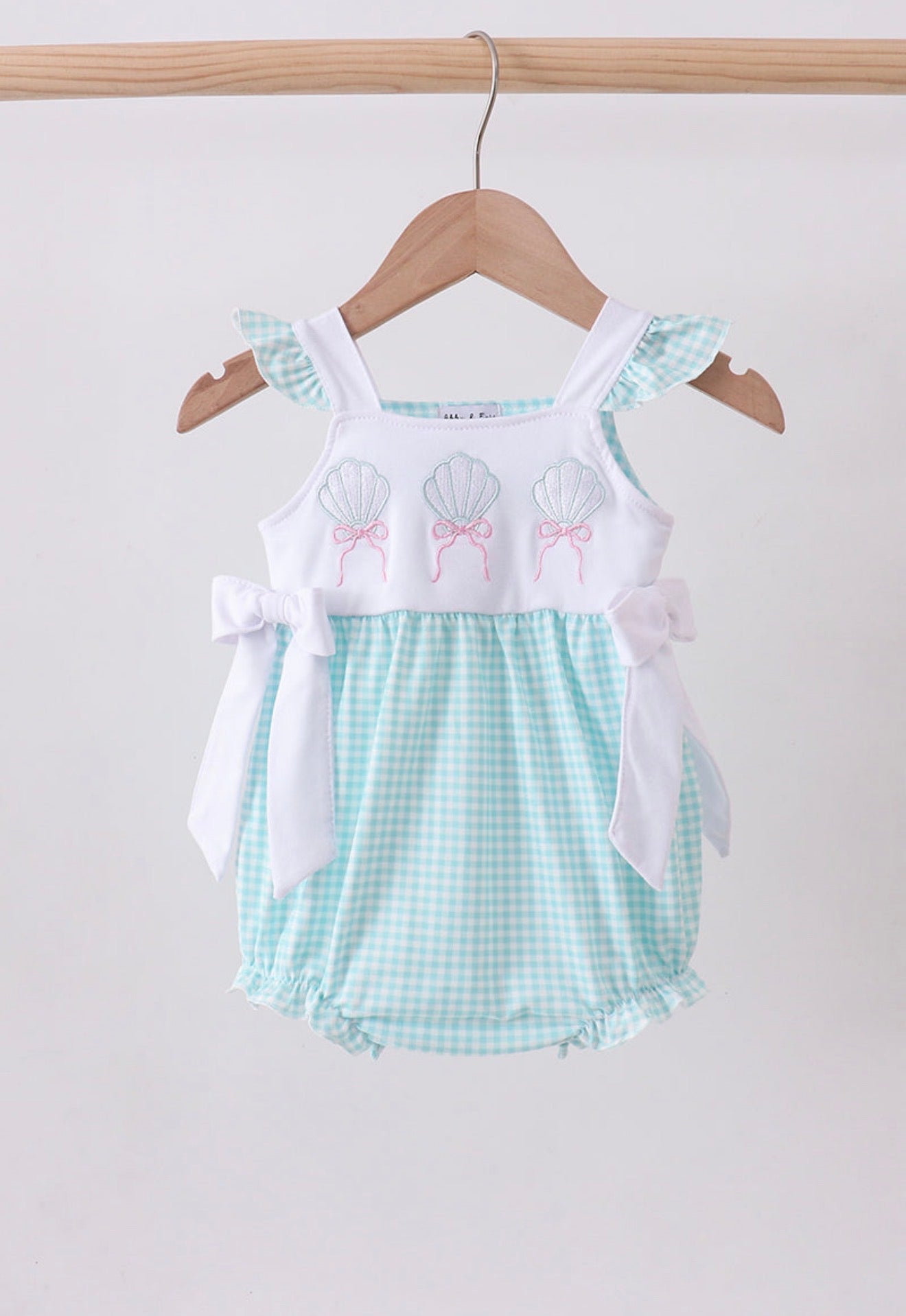 Blue seashell embroidery ruffle bubble