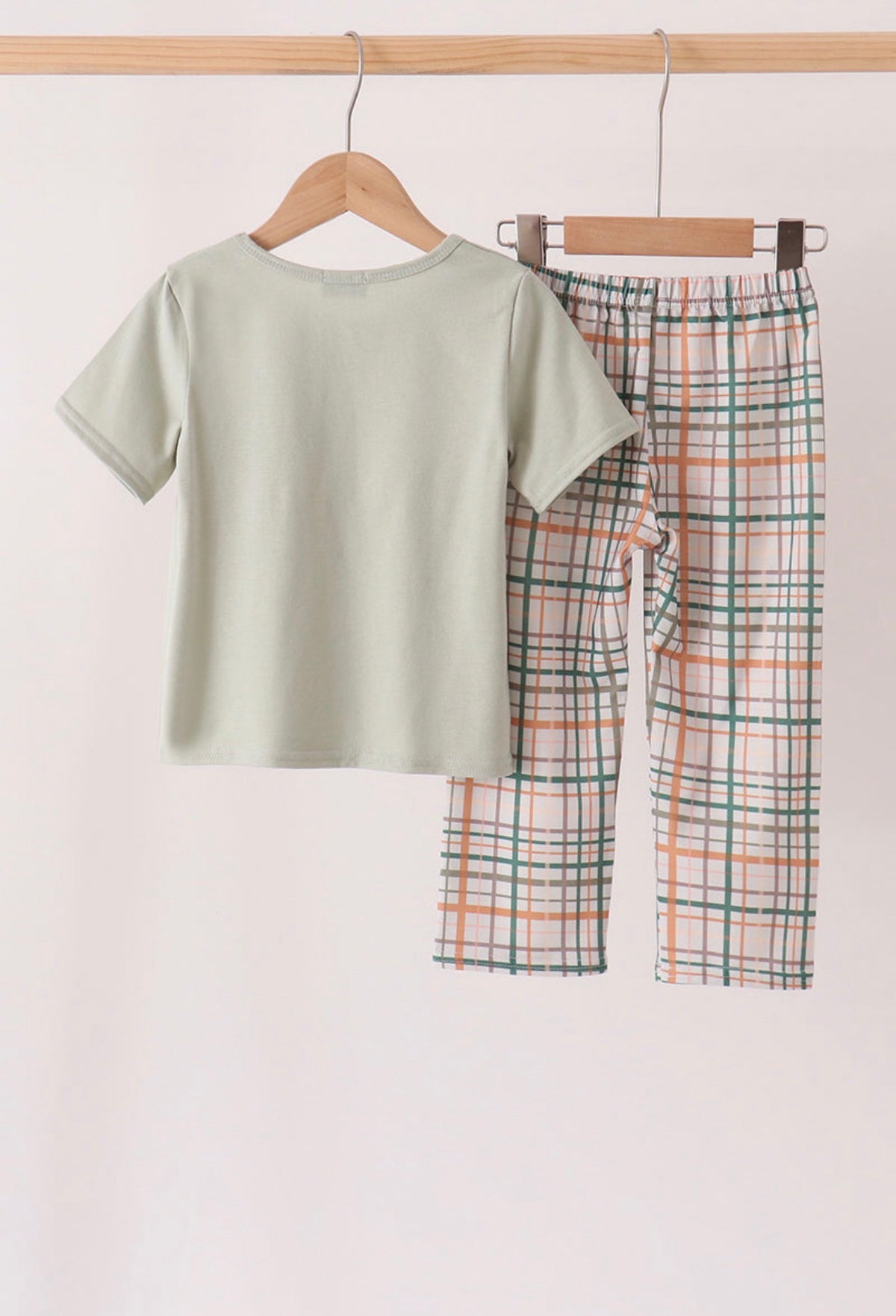 Sage Pumpkin Embroidery
Plaid pants set