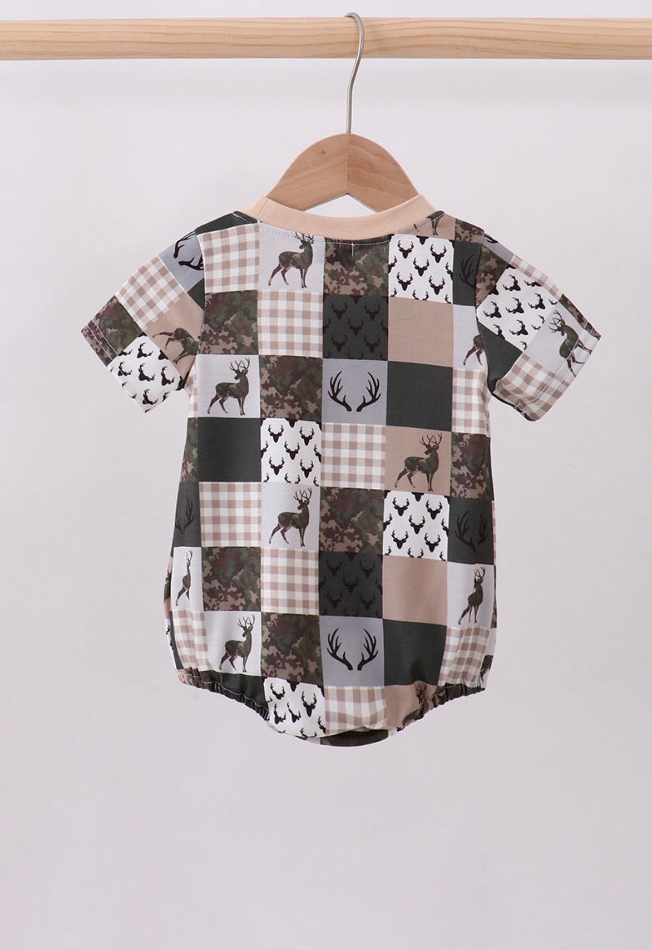 Green hunting deer embroidery checkered bubble
