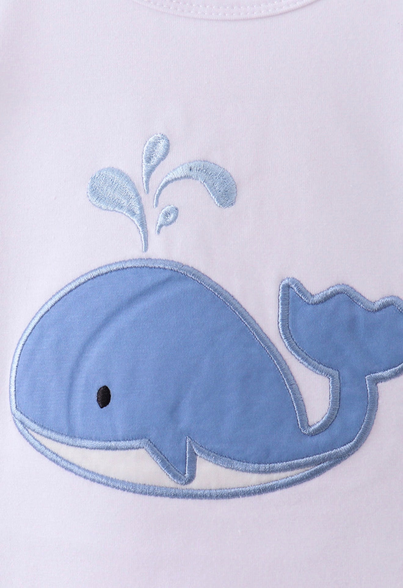 Blue whale appliqué ruffle shorts set