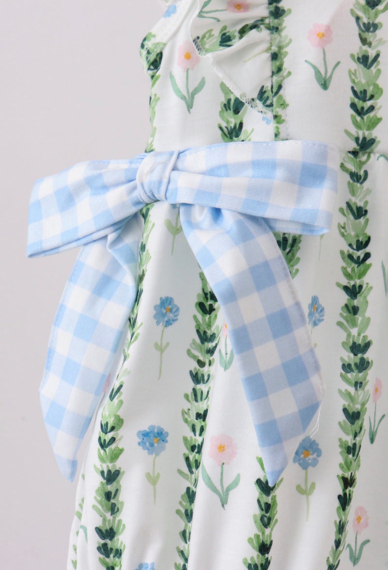 Green floral ruffle bow bubble
