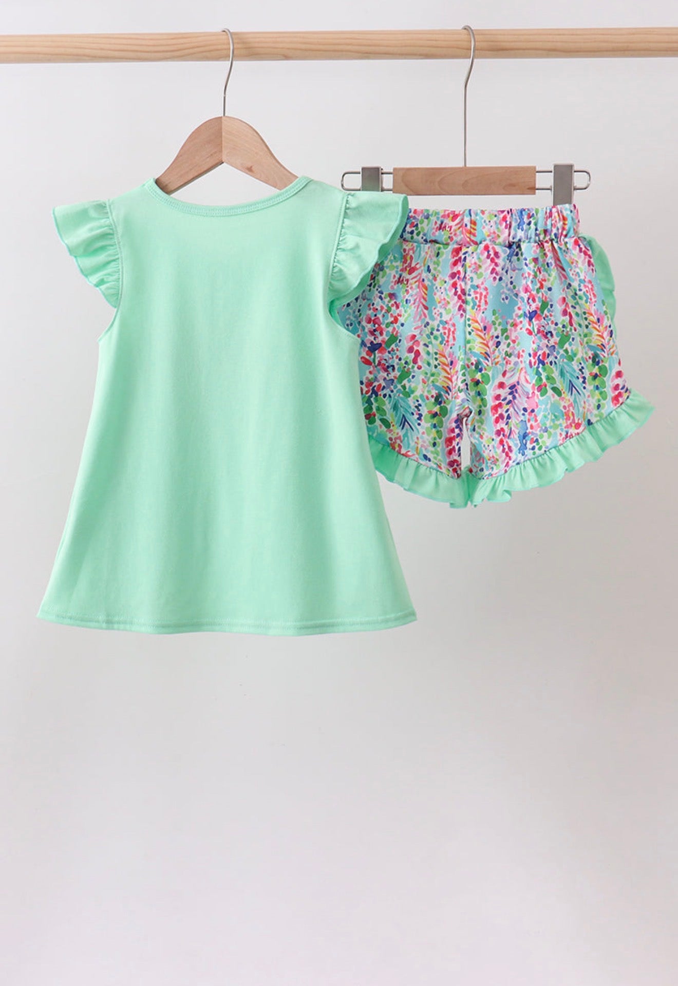 Mint character appliqué set