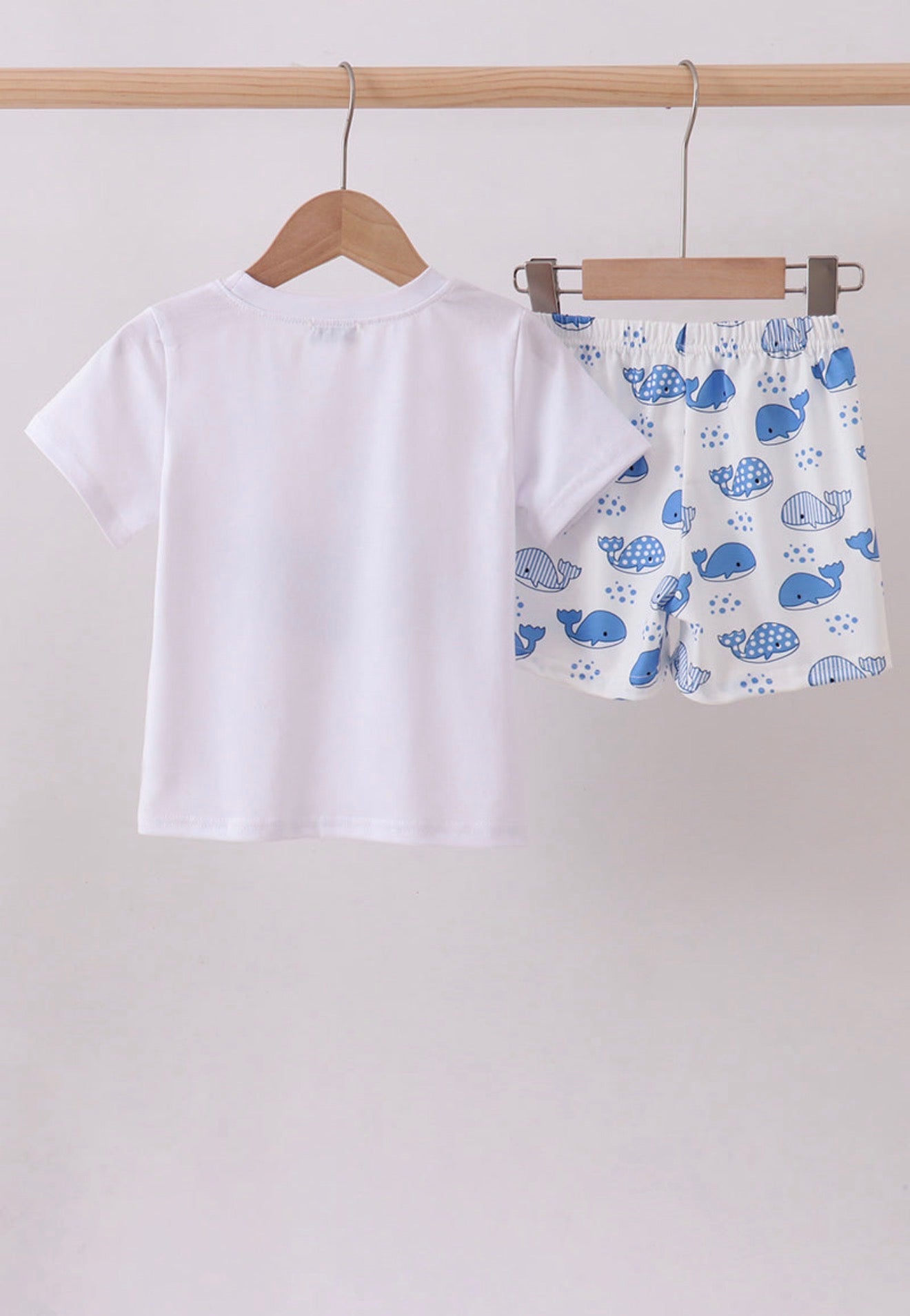 Blue whale appliqué shorts set
