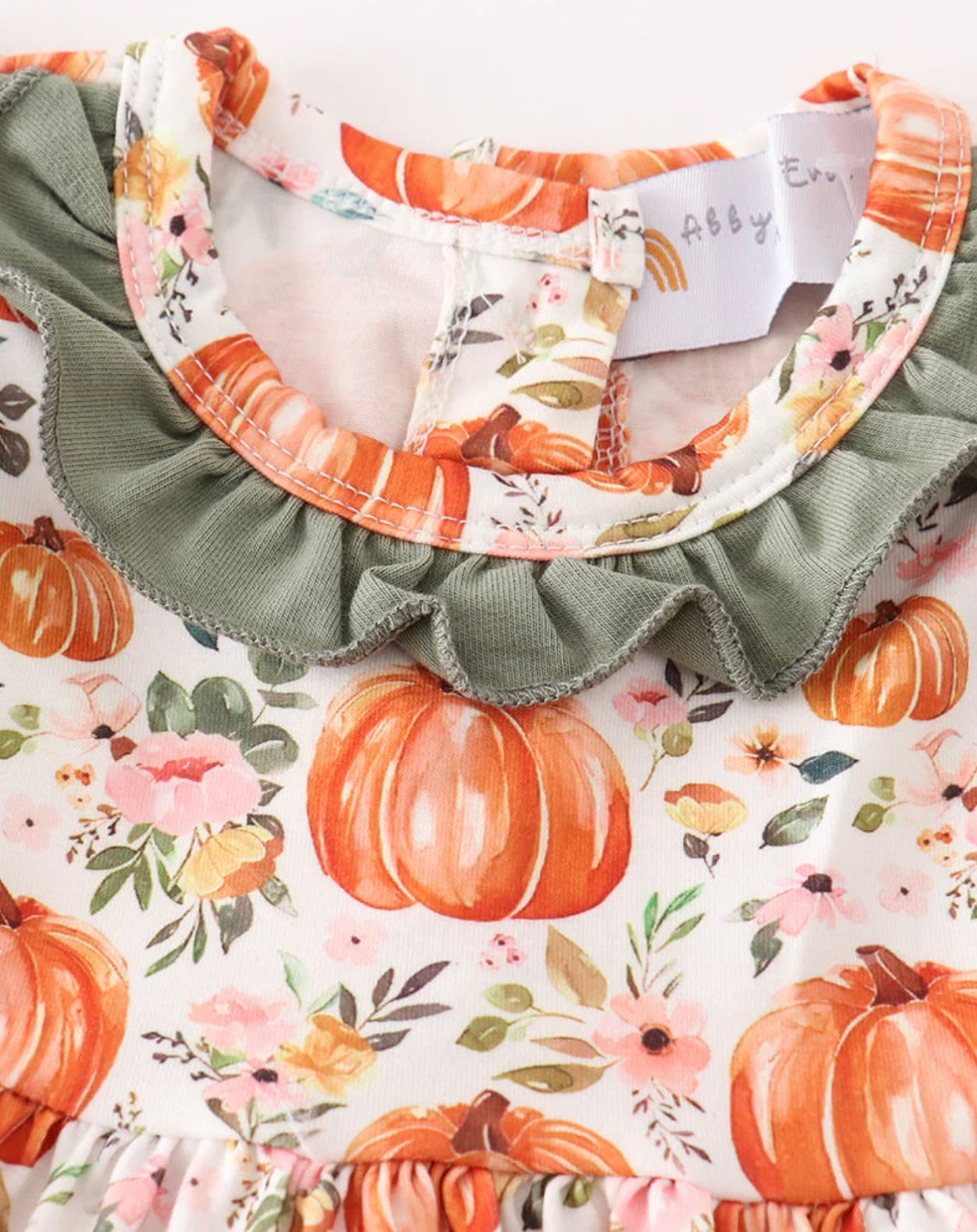 Green pumpkin ruffle girl set