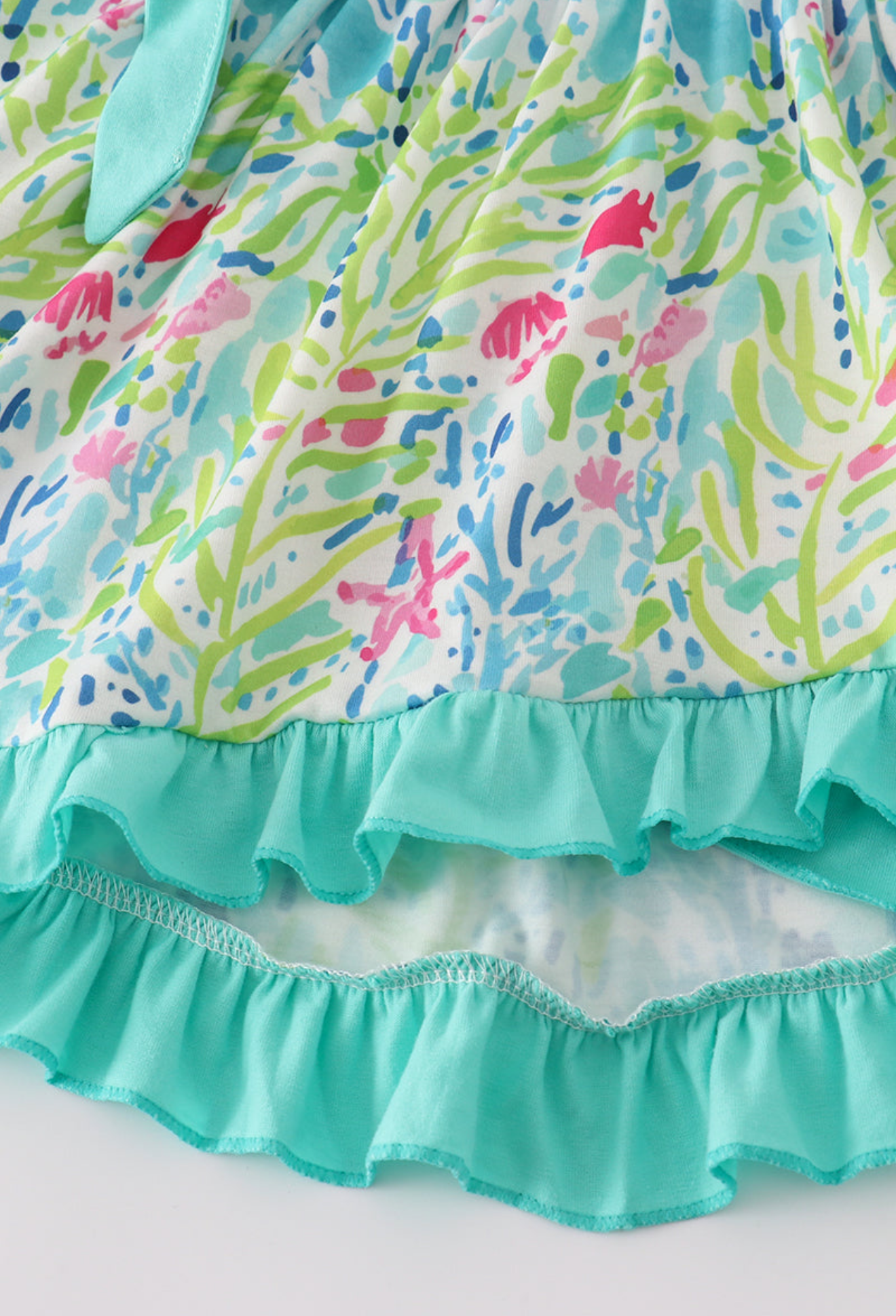 Green meadow splash ruffle pants set