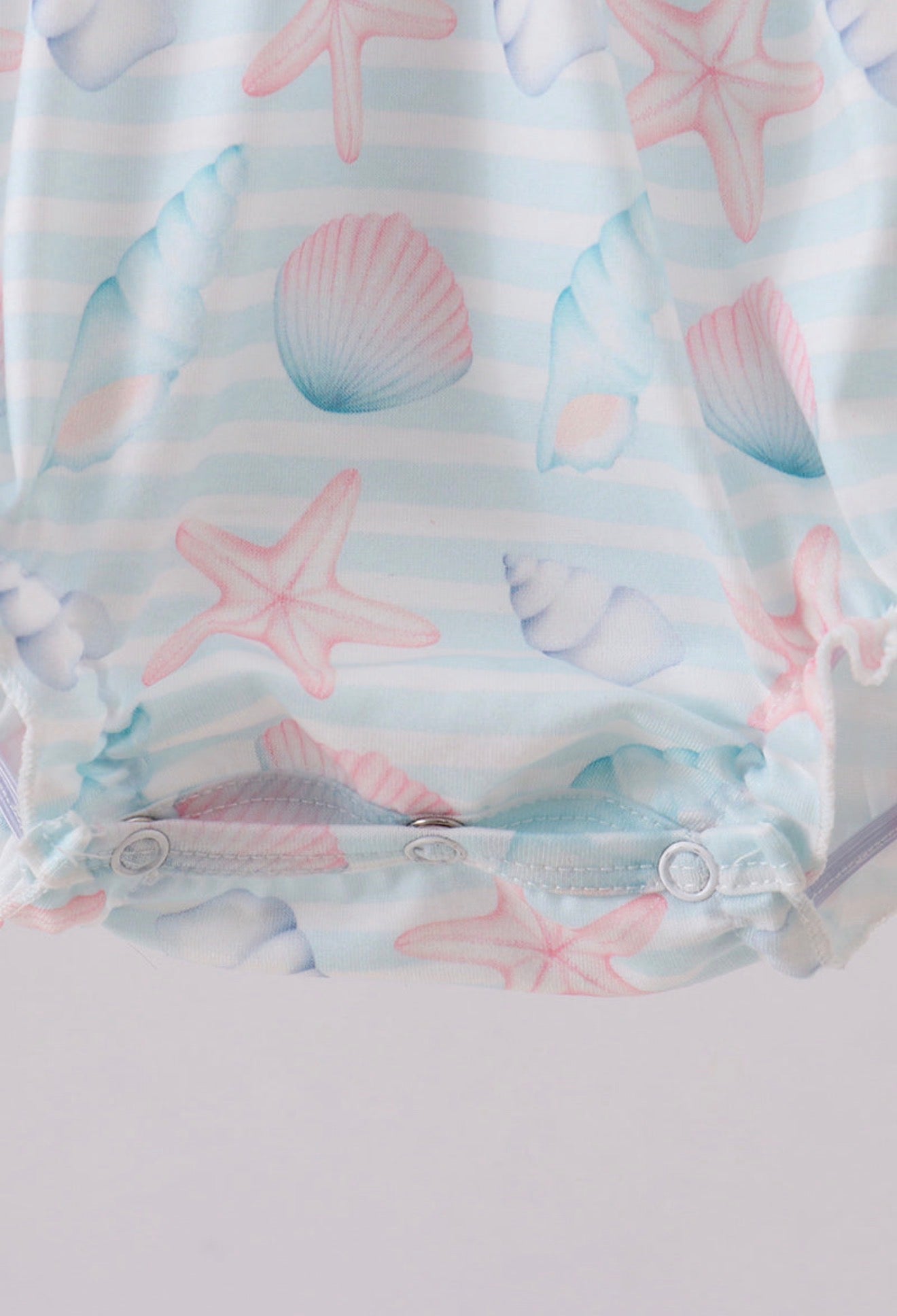 Pink shell starfish embroidery bow bubble