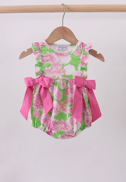 Pink floral ruffle bubble