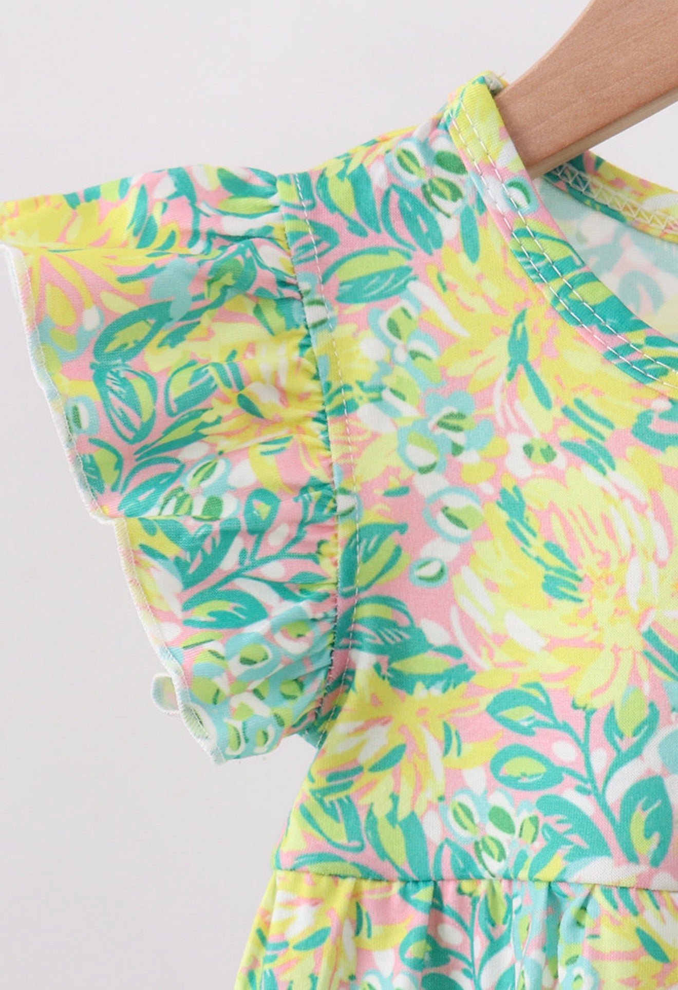 Yellow lily floral bubble