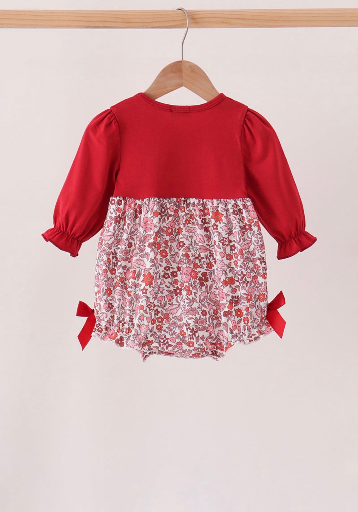 Maroon thankful floral leaves embroidey bubble