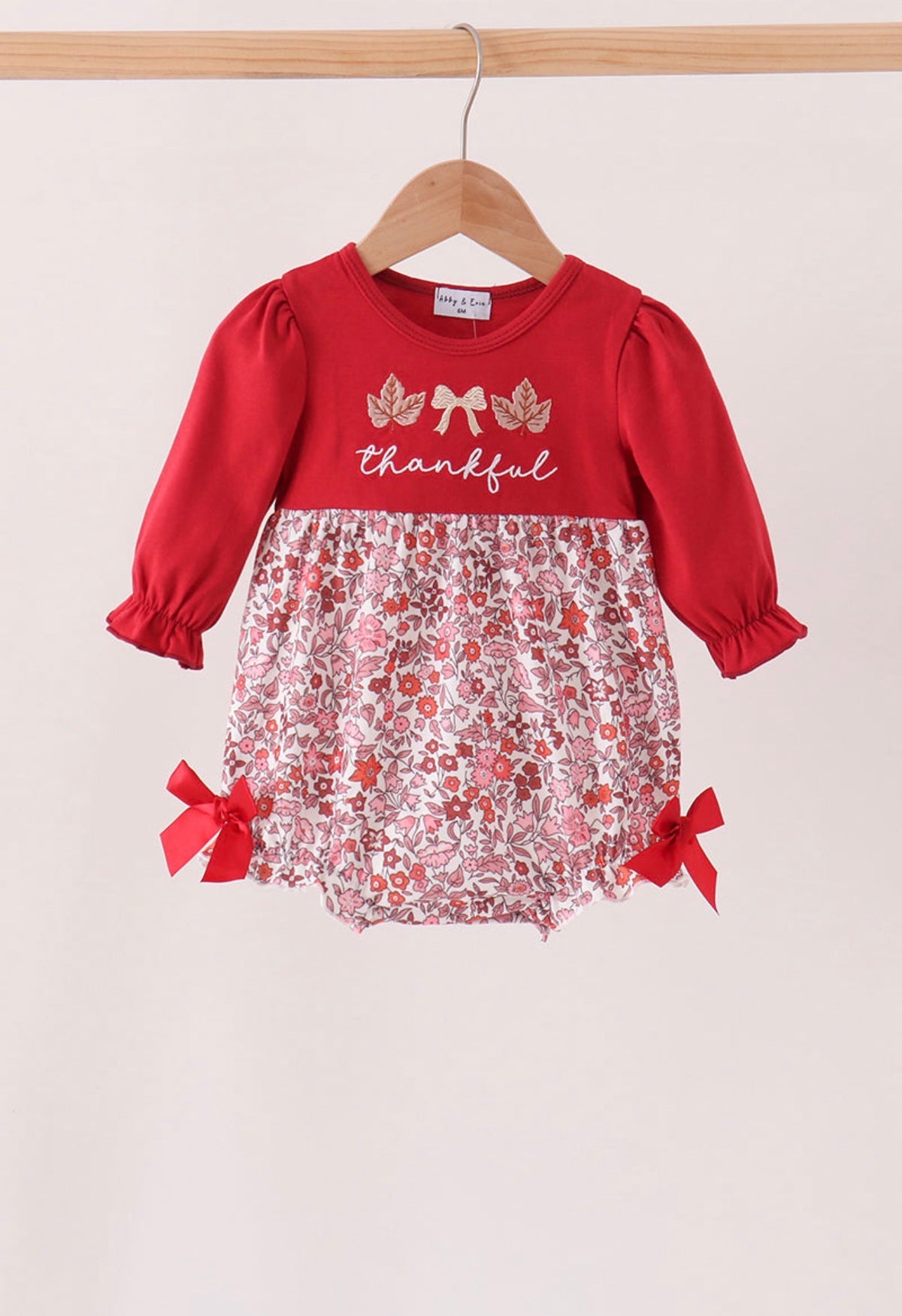 Maroon thankful floral leaves embroidey bubble