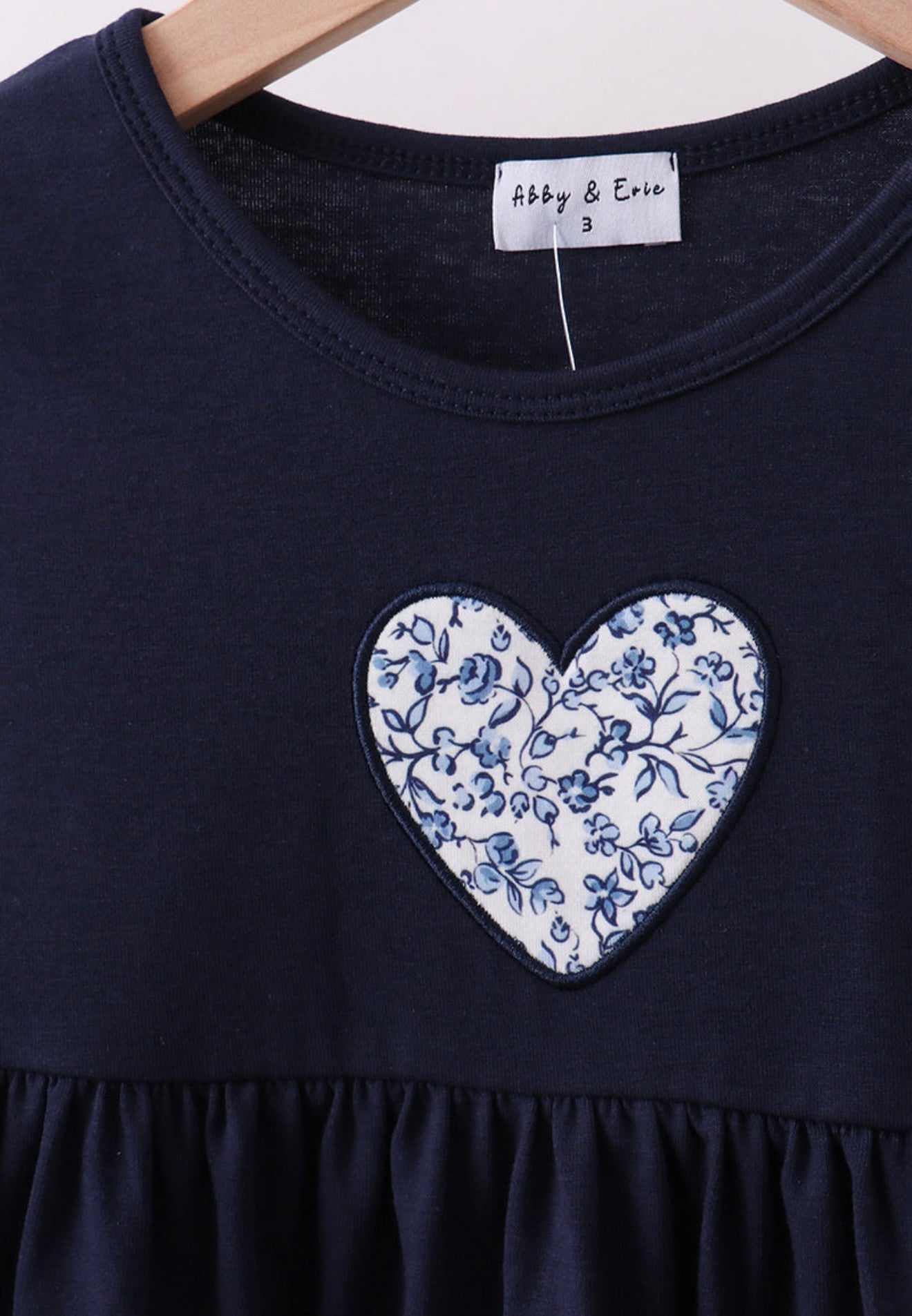 Navy heart floral appliqué set