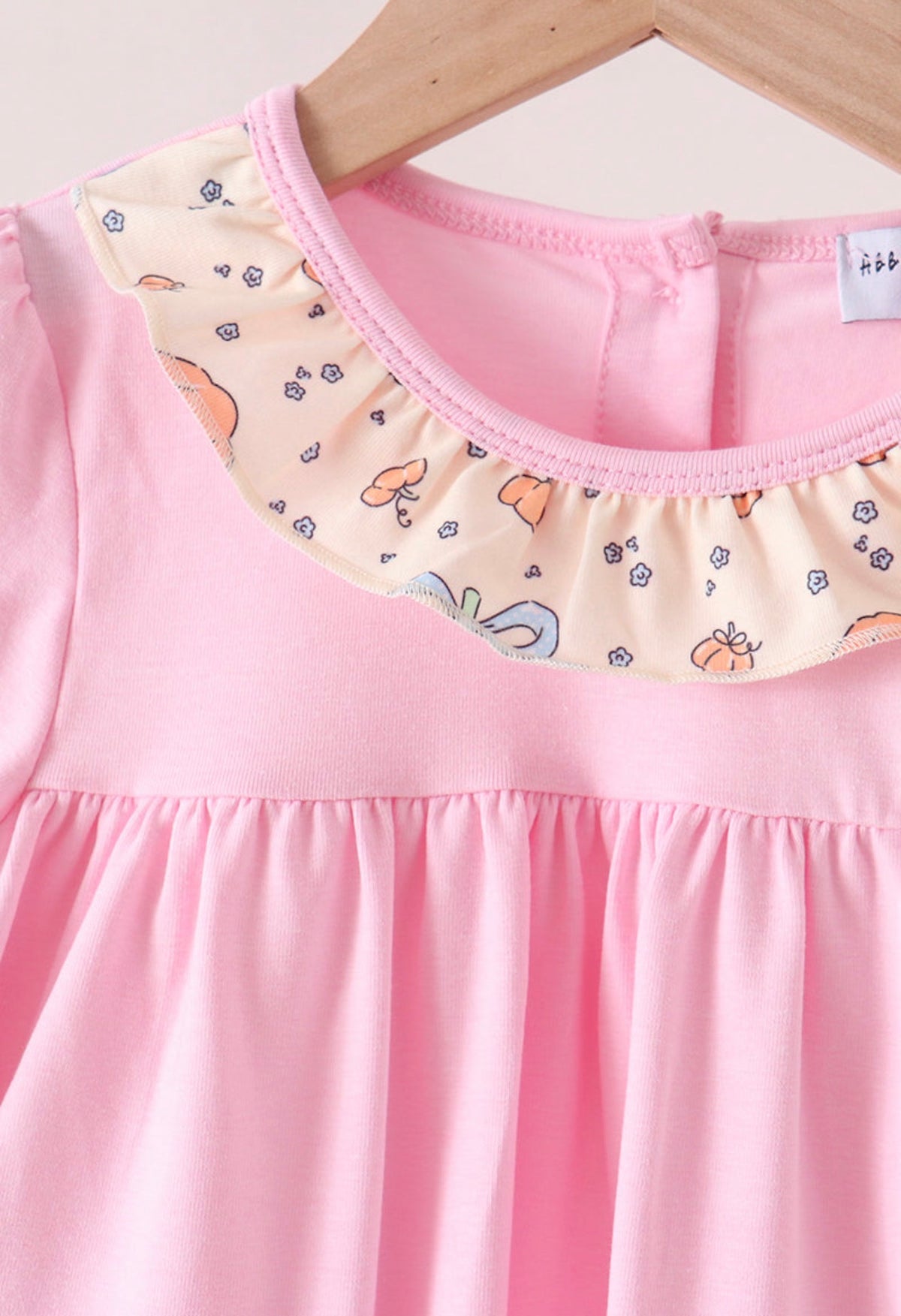 Pink bow pumpkin ruffle pants set