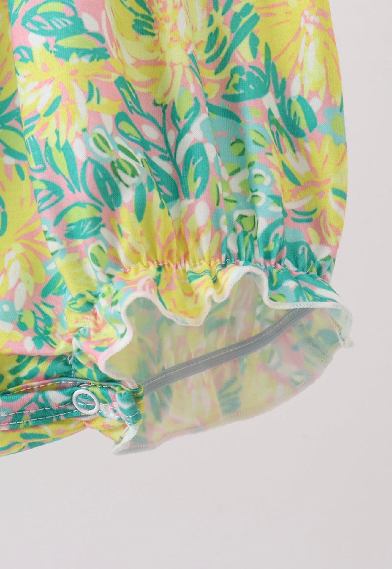 Yellow lily floral bubble