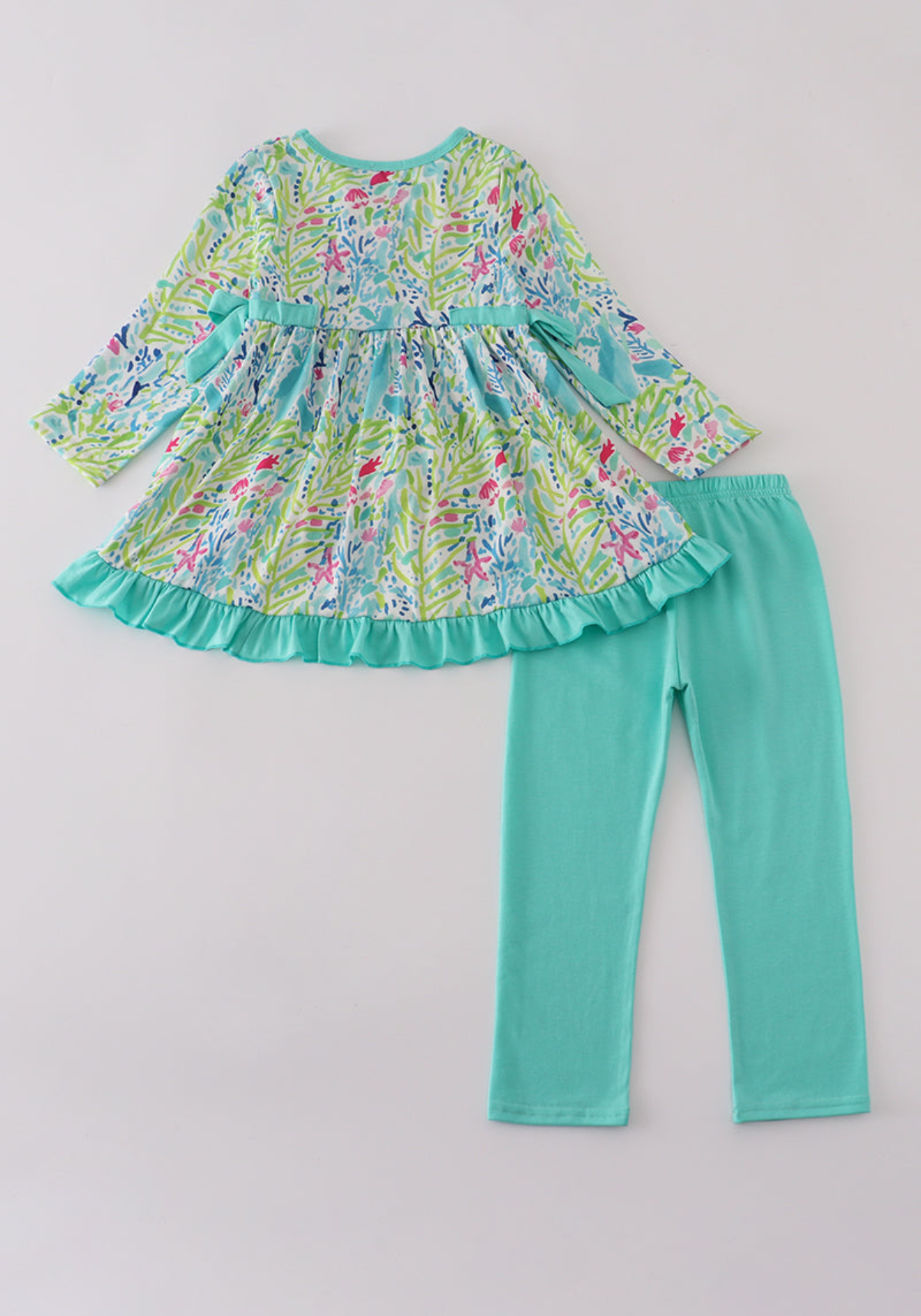 Green meadow splash ruffle pants set